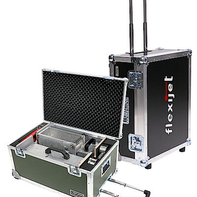 Manufacture of a durable, custom-made, transport trunk with trolley