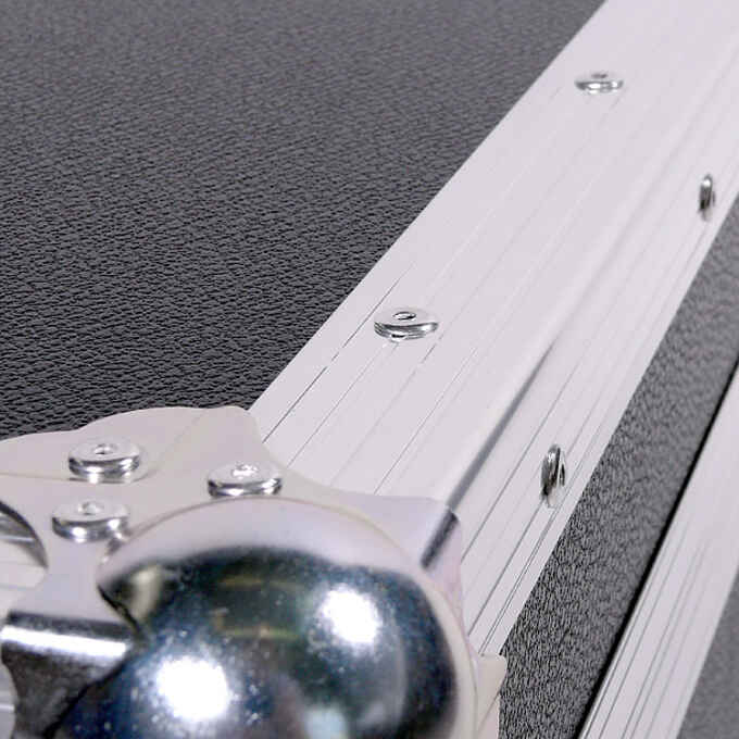 Beschläge der Flightcases