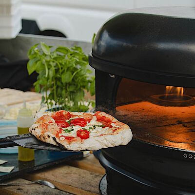 The handmade pizza was the culinary highlight at the festival grounds.